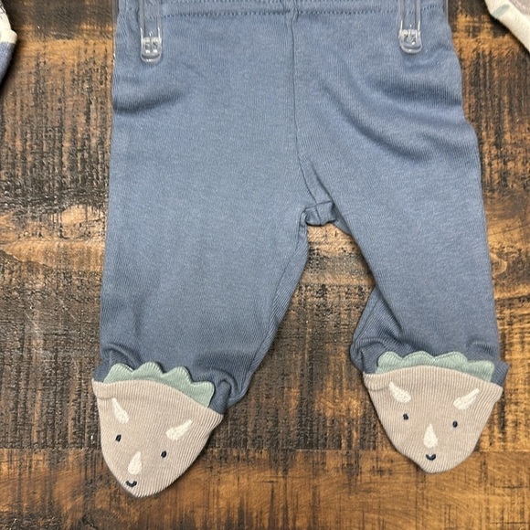 Carters pre out fit hat long sleeve onesie. Pants new - Picture 3 of 4
